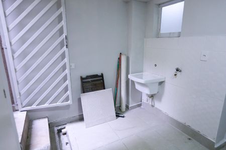 Casa à venda com 85m², 3 quartos e 1 vaga Casa à venda com 85m², 3 quartos e 1 vagaÁrea de Serviço