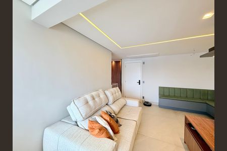 Apartamento à venda com 71m², 2 quartos e 1 vaga Apartamento à venda com 71m², 2 quartos e 1 vagaSala