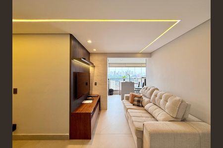 Apartamento à venda com 71m², 2 quartos e 1 vaga Apartamento à venda com 71m², 2 quartos e 1 vagaSala