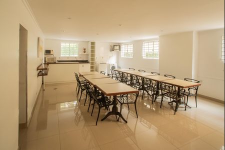 Studio para alugar com 29m², 1 quarto e 1 vaga Studio para alugar com 29m², 1 quarto e 1 vagaÁrea comum - Refeitório/Lavanderia