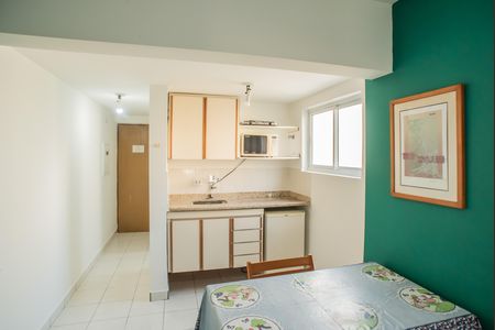 Studio para alugar com 29m², 1 quarto e 1 vaga Studio para alugar com 29m², 1 quarto e 1 vagaCozinha
