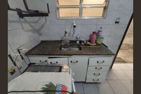 Casa para alugar com 44m², 1 quarto e sem vaga Casa para alugar com 44m², 1 quarto e sem vagaCozinha - Armários