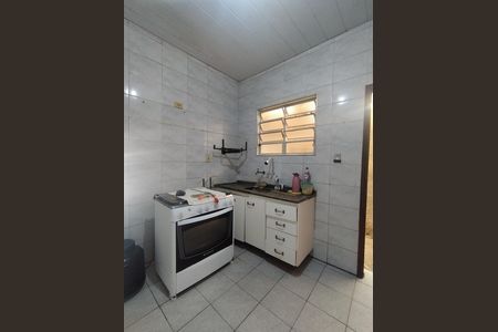 Casa para alugar com 44m², 1 quarto e sem vaga Casa para alugar com 44m², 1 quarto e sem vagaCozinha - Armários