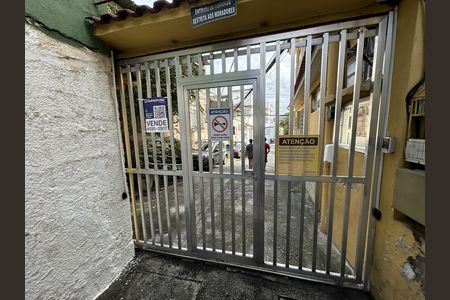 Casa à venda com 153m², 4 quartos e 2 vagasFachada + placa