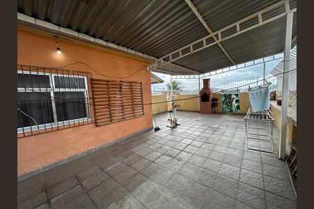 Casa à venda com 153m², 4 quartos e 2 vagasTerraço