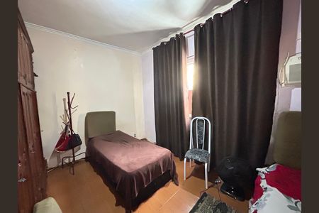 Casa à venda com 153m², 4 quartos e 2 vagasQuarto 2