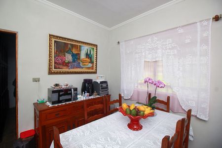 Casa à venda com 1004m², 4 quartos e 2 vagas Casa à venda com 1004m², 4 quartos e 2 vagasCopa