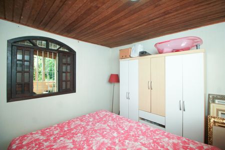 Casa à venda com 1004m², 4 quartos e 2 vagas Casa à venda com 1004m², 4 quartos e 2 vagasQuarto 3