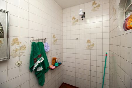 Casa à venda com 1004m², 4 quartos e 2 vagas Casa à venda com 1004m², 4 quartos e 2 vagasBanheiro 2