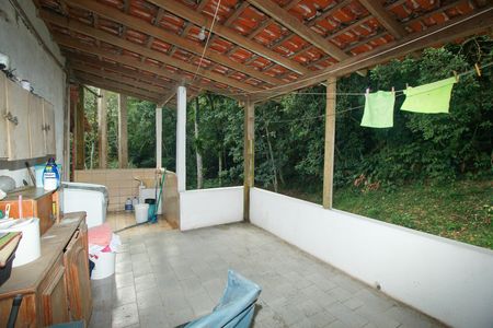 Casa à venda com 1004m², 4 quartos e 2 vagas Casa à venda com 1004m², 4 quartos e 2 vagasÁrea de Serviço