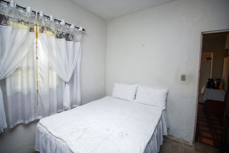 Casa à venda com 1004m², 4 quartos e 2 vagas Casa à venda com 1004m², 4 quartos e 2 vagasQuarto 1