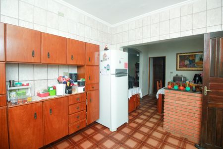 Casa à venda com 1004m², 4 quartos e 2 vagas Casa à venda com 1004m², 4 quartos e 2 vagasCozinha