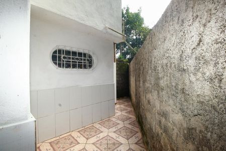 Casa à venda com 1004m², 4 quartos e 2 vagas Casa à venda com 1004m², 4 quartos e 2 vagasQuintal Lateral