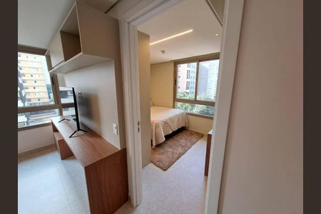 Apartamento para alugar com 27m², 1 quarto e 1 vaga