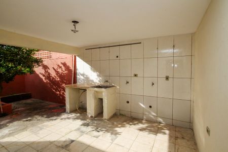 Casa para alugar com 250m², 4 quartos e 1 vagaLavanderia