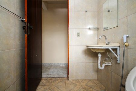Casa para alugar com 250m², 4 quartos e 1 vagaBanheiro 2