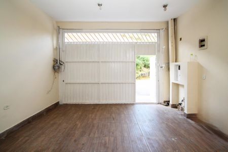 Casa para alugar com 250m², 4 quartos e 1 vagaGaragem