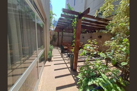Apartamento para alugar com 135m², 3 quartos e 1 vaga