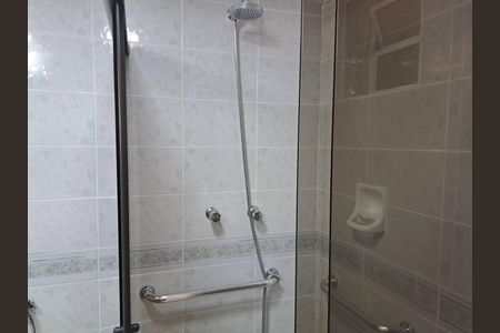 Apartamento para alugar com 135m², 3 quartos e 1 vaga