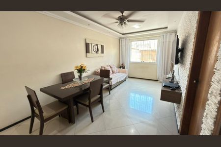 Casa à venda com 4 quartos, 258m² em Parque Xangri-Lá, Contagem