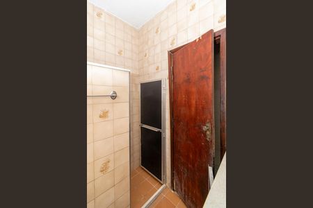 Casa à venda com 100m², 2 quartos e sem vaga Casa à venda com 100m², 2 quartos e sem vagaBanheiro
