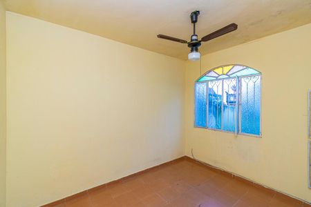 Casa à venda com 100m², 2 quartos e sem vaga Casa à venda com 100m², 2 quartos e sem vagaSala