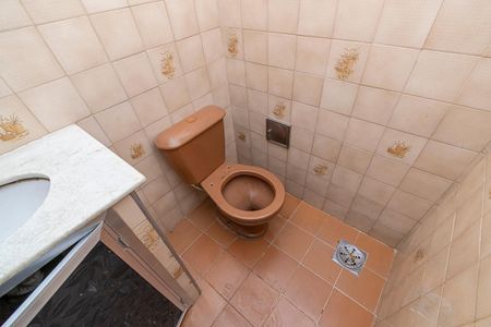 Casa à venda com 100m², 2 quartos e sem vaga Casa à venda com 100m², 2 quartos e sem vagaBanheiro