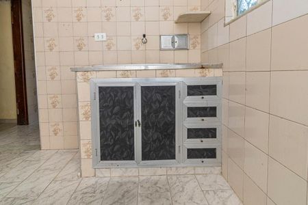 Casa à venda com 100m², 2 quartos e sem vaga Casa à venda com 100m², 2 quartos e sem vagaCozinha - Armários