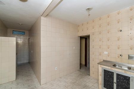 Casa à venda com 100m², 2 quartos e sem vaga Casa à venda com 100m², 2 quartos e sem vagaCozinha