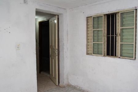 Casa para alugar com 60m², 1 quarto e sem vaga