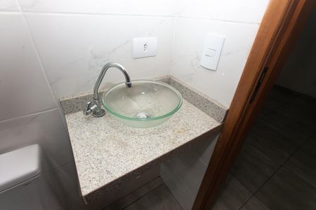 Apartamento para alugar com 53m², 2 quartos e sem vaga Apartamento para alugar com 53m², 2 quartos e sem vagaBanheiro