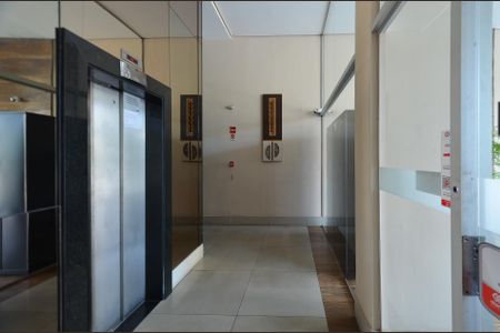 Apartamento para alugar com 37m², 1 quarto e 1 vagaHall de entrada