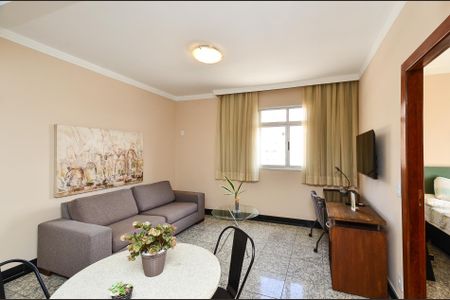 Sala Ambientes de apartamento para alugar com 1 quarto, 37m² em Vila Suzana, Belo Horizonte