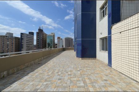 Apartamento para alugar com 37m², 1 quarto e 1 vagaÁrea comum