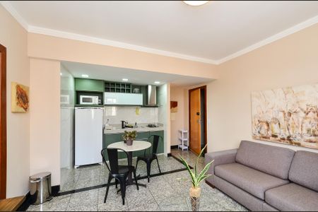 Sala Ambientes de apartamento para alugar com 1 quarto, 37m² em Vila Suzana, Belo Horizonte