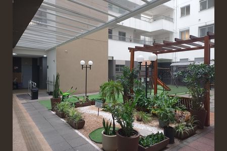 Apartamento para alugar com 50m², 2 quartos e sem vagaÁrea externa