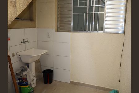 Casa para alugar com 50m², 1 quarto e sem vagaÁrea de Serviço