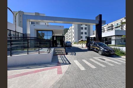 Apartamento para alugar com 64m², 2 quartos e 1 vaga Apartamento para alugar com 64m², 2 quartos e 1 vagaFachada