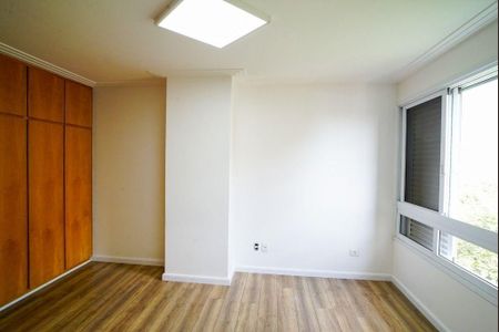 Apartamento à venda com 3 quartos, 200m² em Vila Assunção, Santo André
