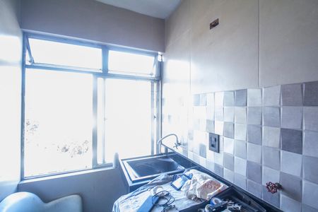 Apartamento para alugar com 50m², 2 quartos e 1 vaga Apartamento para alugar com 50m², 2 quartos e 1 vagaCozinha e Área de Serviço