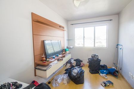Sala de apartamento para alugar com 2 quartos, 50m² em Realengo, Rio de Janeiro