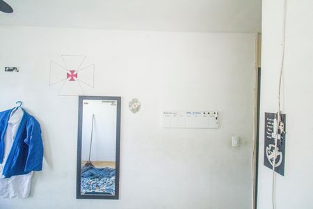 Quarto 1 de apartamento para alugar com 2 quartos, 50m² em Realengo, Rio de Janeiro