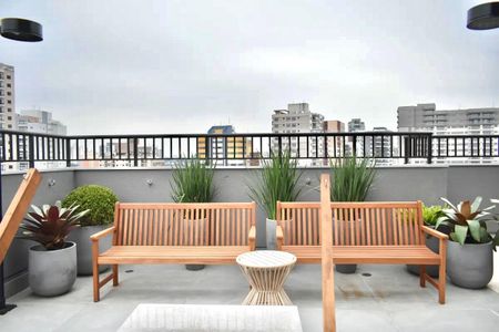 Apartamento à venda com 36m², 2 quartos e sem vagaÁrea comum