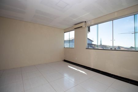 Casa à venda com 350m², 7 quartos e 4 vagasSuíte 2