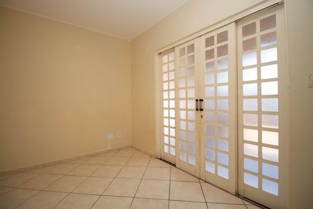 Casa à venda com 350m², 7 quartos e 4 vagasQuarto 5