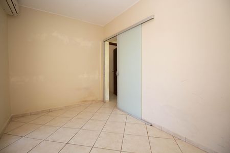 Casa à venda com 350m², 7 quartos e 4 vagasQuarto 5