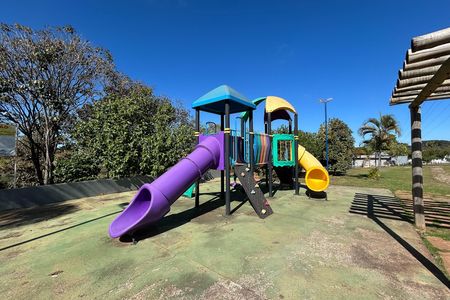 Casa à venda com 350m², 7 quartos e 4 vagasÁrea comum - Playground