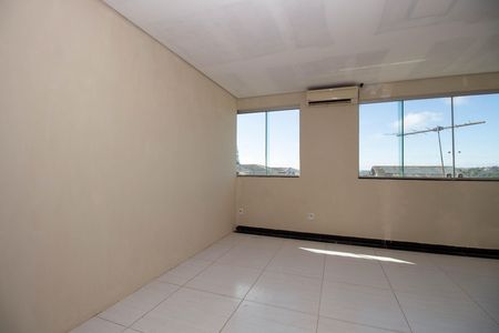Casa à venda com 350m², 7 quartos e 4 vagasSuíte 2