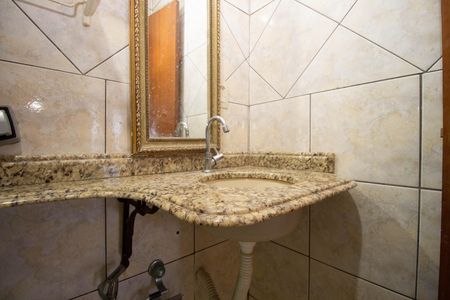 Casa à venda com 350m², 7 quartos e 4 vagasBanheiro