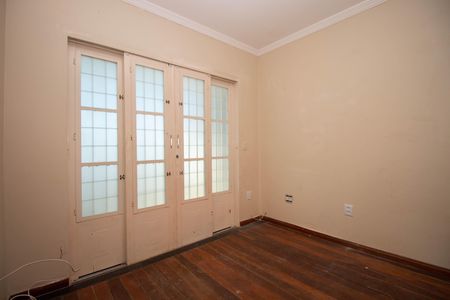 Casa à venda com 350m², 7 quartos e 4 vagasQuarto 4